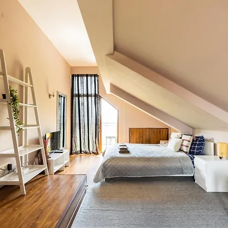 Quiet Maisonette メ Top Spot