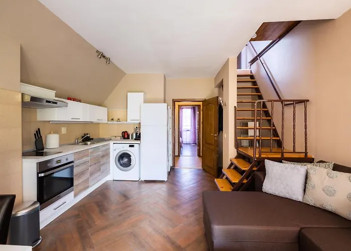 Quiet Maisonette メ Top Spot Apartment *