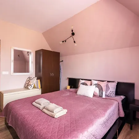 Quiet Maisonette メ Free Parking Warna