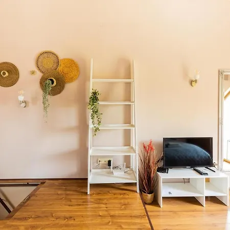 דירה Quiet Maisonette メ Free Parking