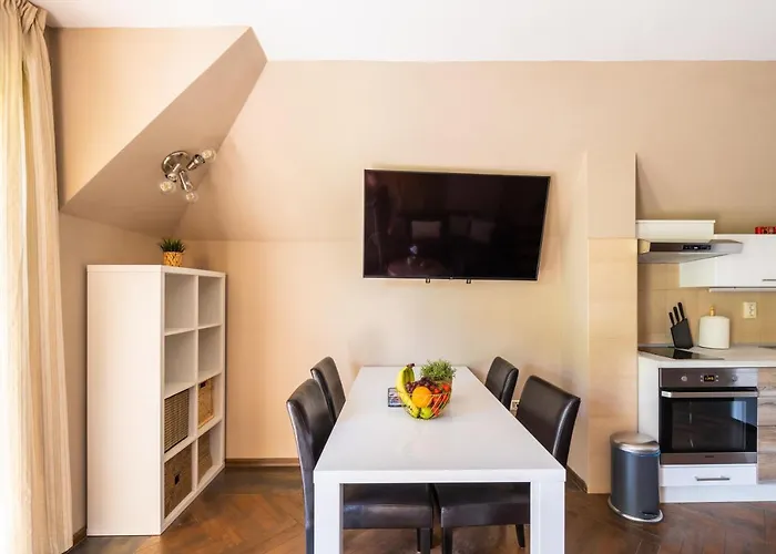 Quiet Maisonette メ Free Parking Warna