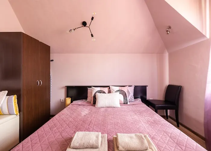 Quiet Maisonette メ Top Spot *